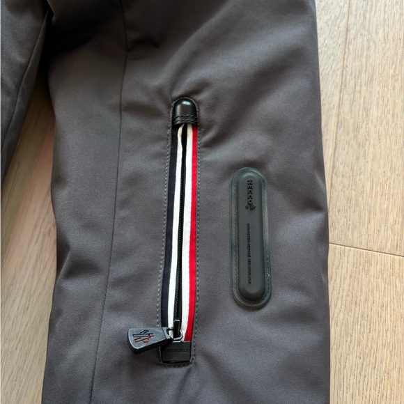 Moncler Men’s Grenoble Miller Gore-Tex Hooded Down Ski Jacket Size 0 - Picture 5 of 14